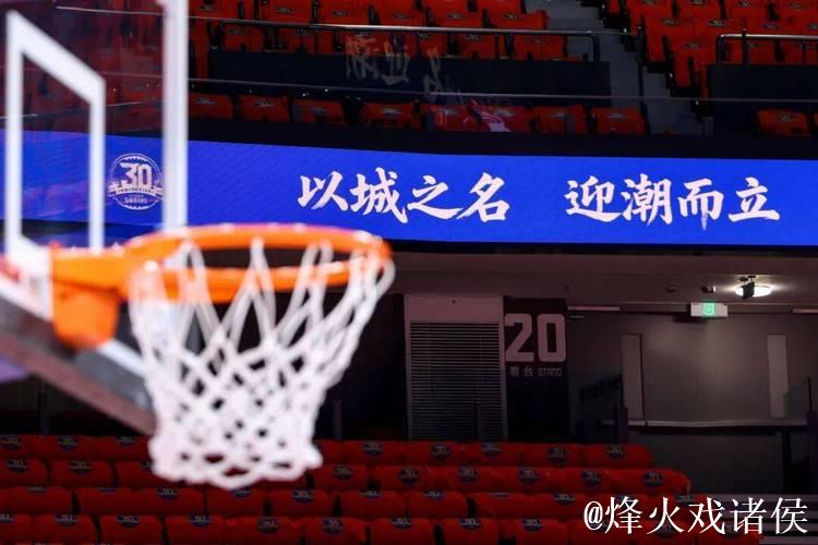 三十周年之夜，七连胜是最好的礼物：上海男篮大胜卫冕冠军，检验来得正是时候